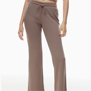 Aritzia’s Sunday Best baby waffle pant in lilac bloom